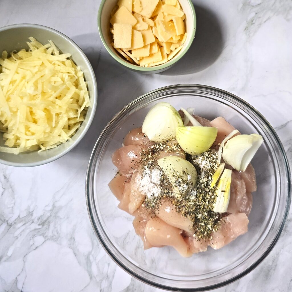 chicken meatballs with marinara sauce ingredients